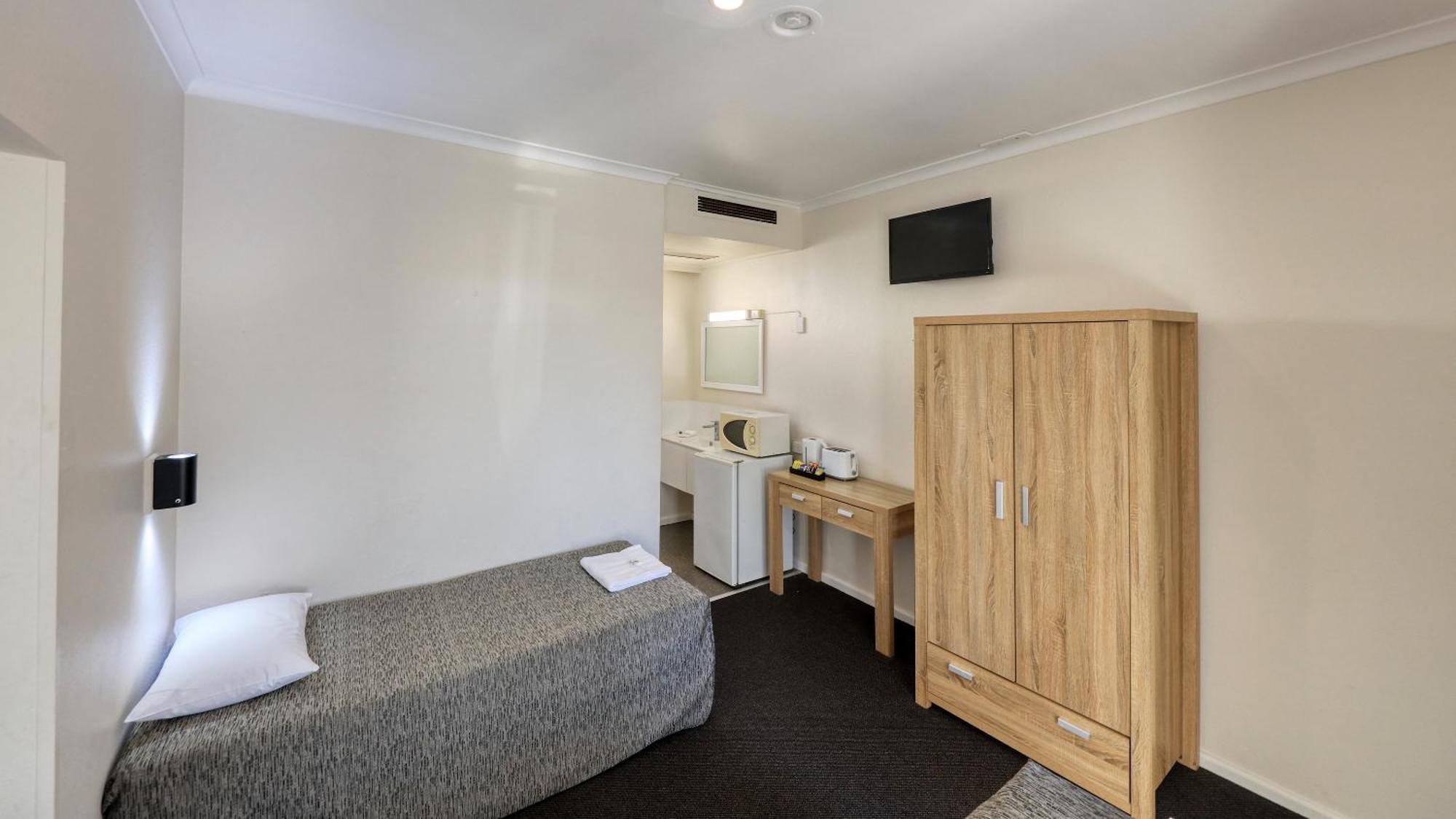 Coachman Hotel Motel Паркс Экстерьер фото