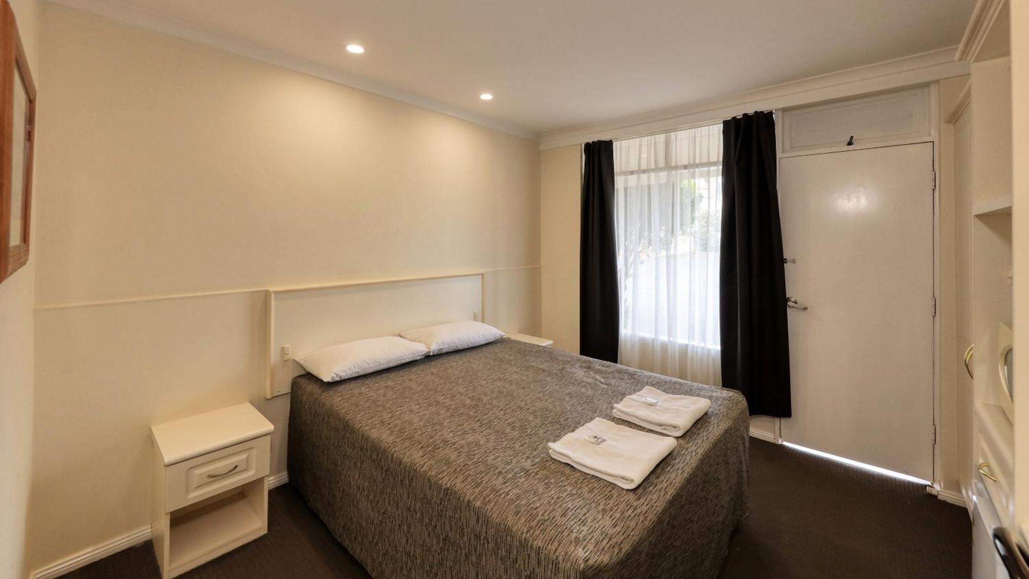 Coachman Hotel Motel Паркс Экстерьер фото