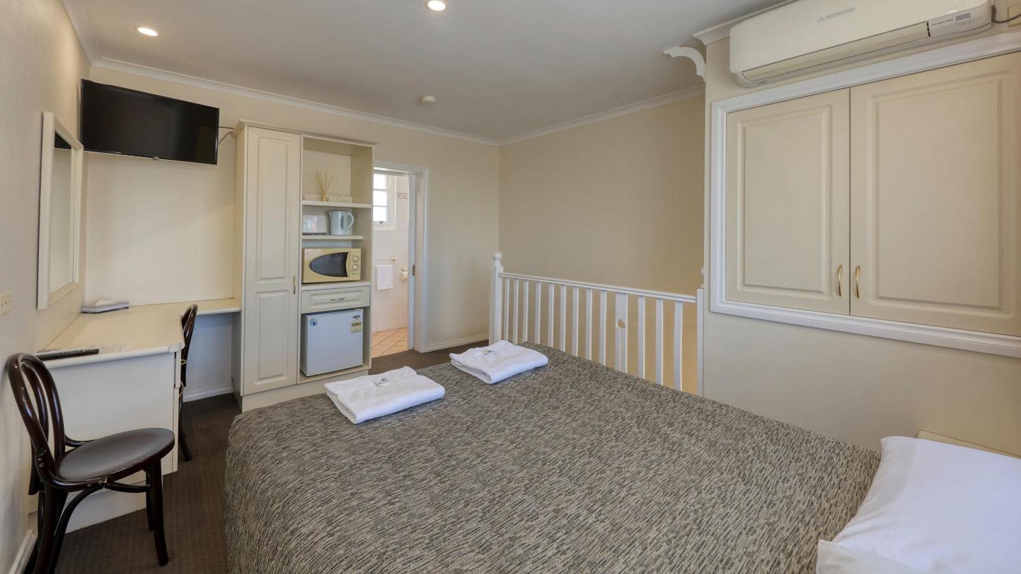 Coachman Hotel Motel Паркс Экстерьер фото