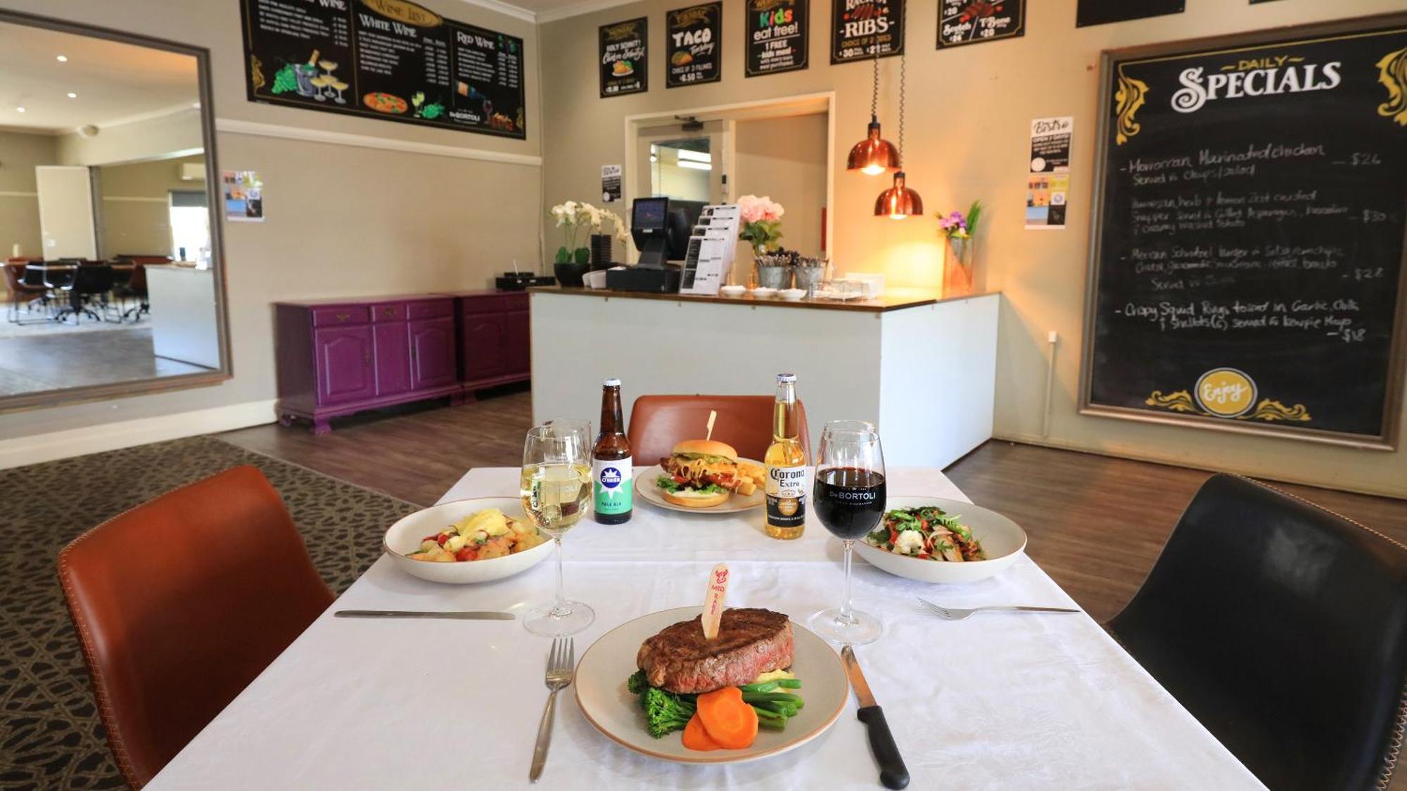 Coachman Hotel Motel Паркс Экстерьер фото